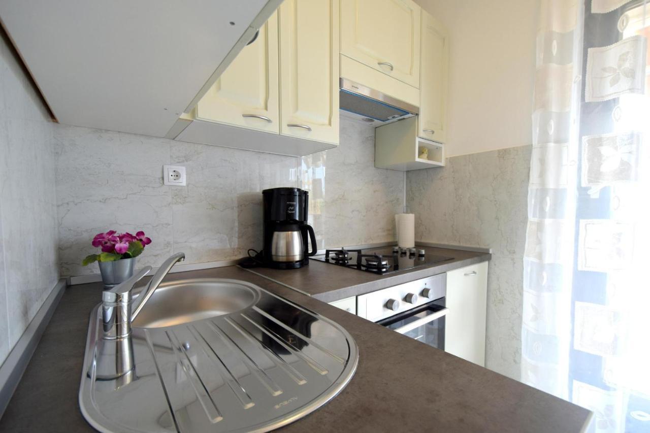 Apartment Biserka Malinska Kültér fotó