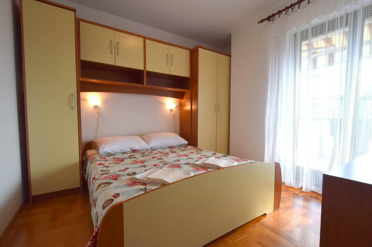 Apartment Biserka Malinska Kültér fotó